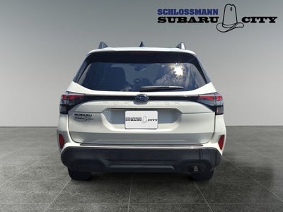 2025 Subaru Forester Premium