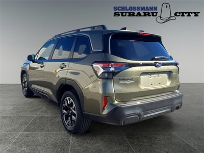 2025 Subaru Forester Premium