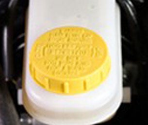 checking fluids brake fluid | Subaru City of Milwaukee in Milwaukee WI